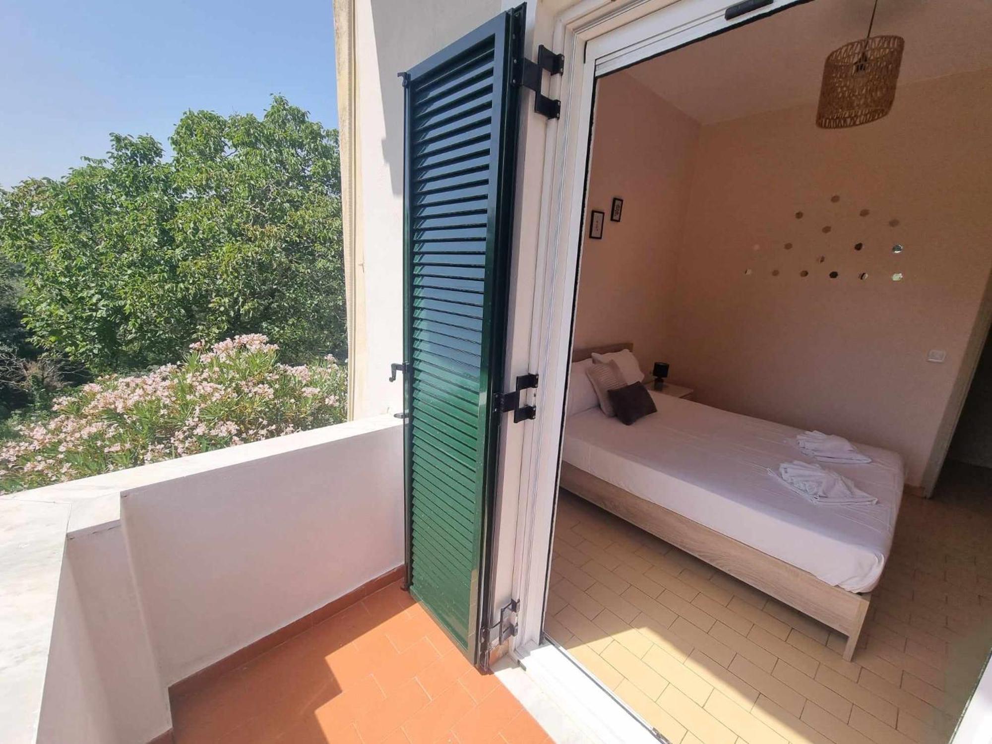 Apartment Seaside Garden House 7